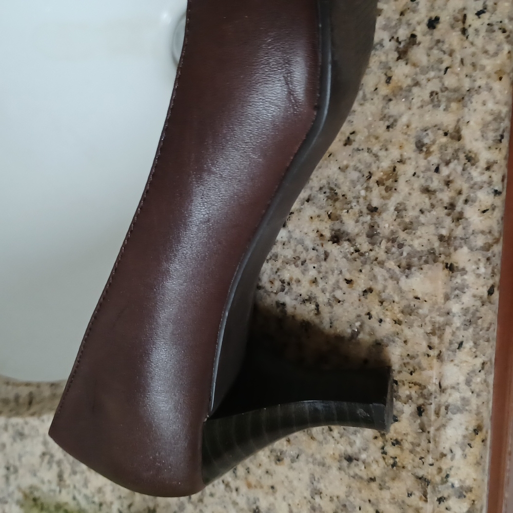 Shoes - Picture 3 of 3
